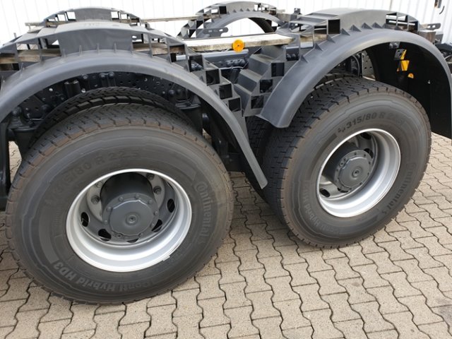 DAIMLER-BENZ Arocs