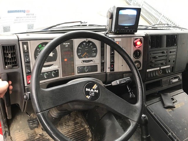 MAN F2000