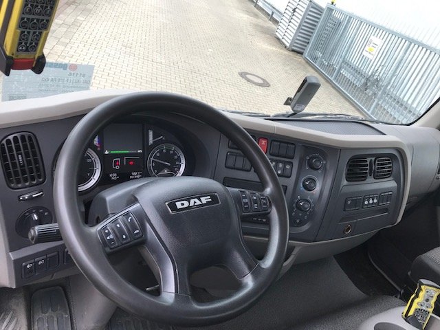 DAF (NL) LF