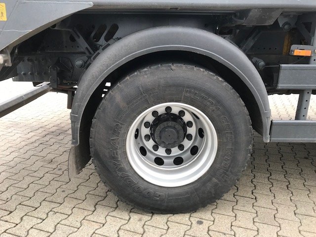 DAF (NL) LF