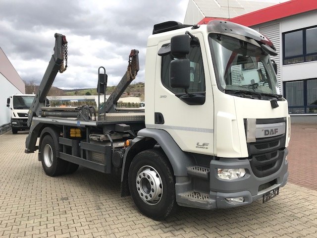 DAF (NL) LF