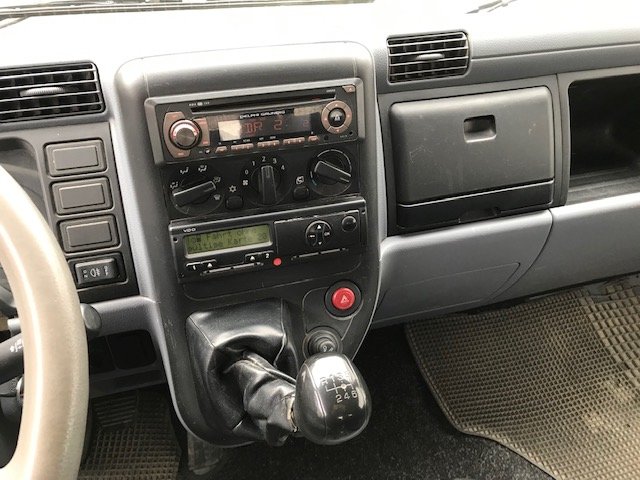 MITSUBISHI Canter