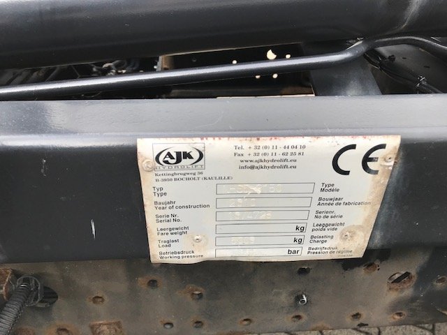 MITSUBISHI Canter
