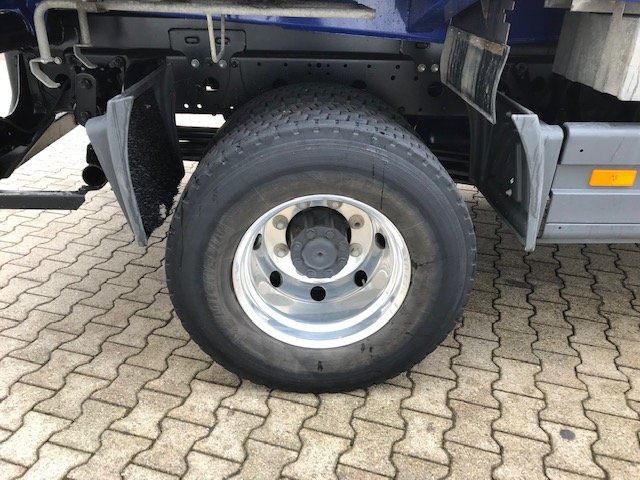 DAIMLER-BENZ Atego