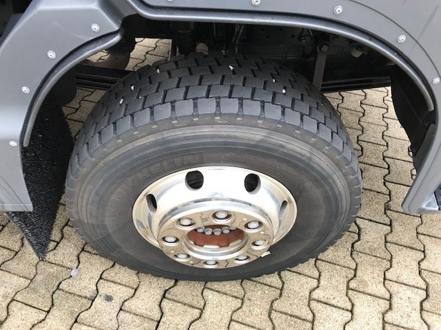 DAIMLER-BENZ Atego