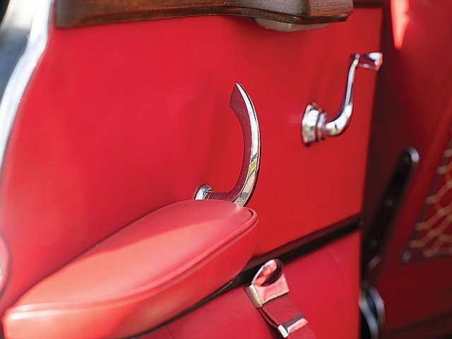 MERCEDES-BENZ 300