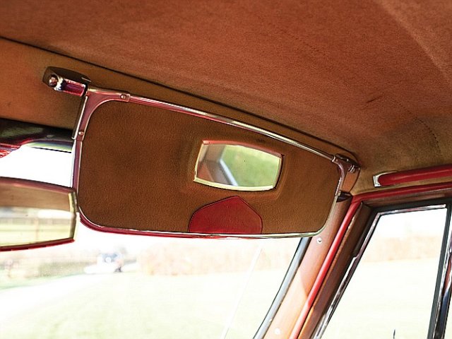 MERCEDES-BENZ 300