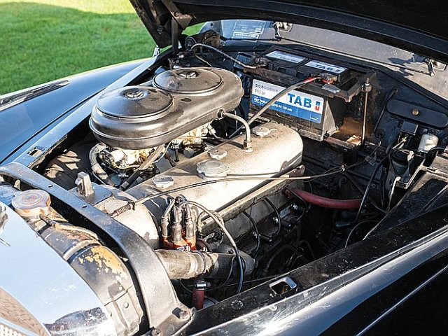 MERCEDES-BENZ 300