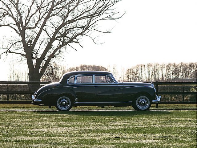 MERCEDES-BENZ 300