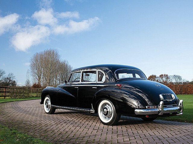 MERCEDES-BENZ 300