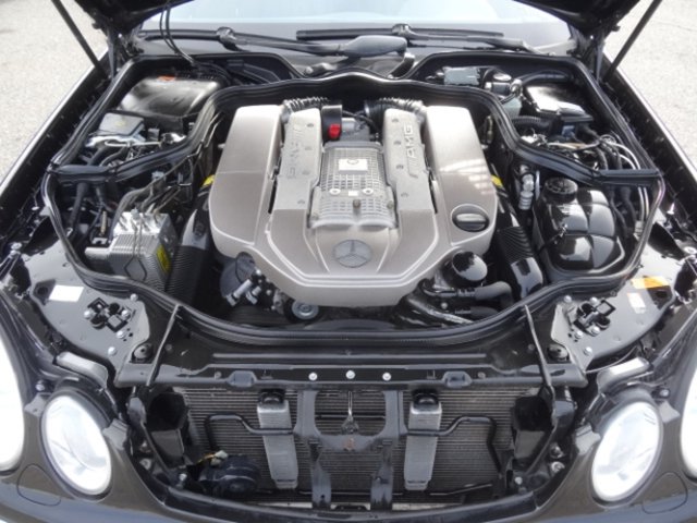 MERCEDES-BENZ E 55 AMG