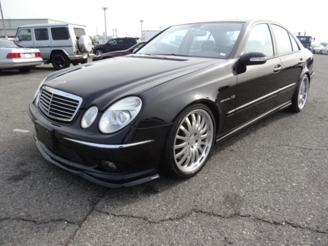 MERCEDES-BENZ E 55 AMG