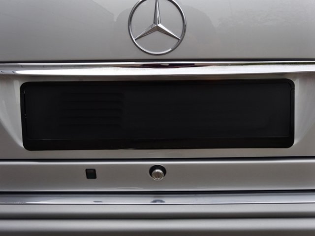 MERCEDES-BENZ E 500