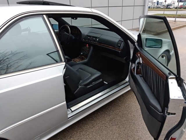 MERCEDES-BENZ S 500