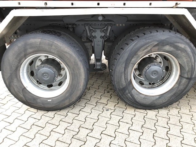 DAIMLER-BENZ Actros