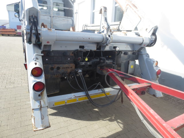 DAIMLER-BENZ Actros 3
