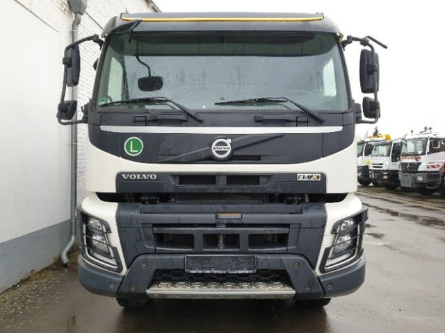 VOLVO (S) FMX