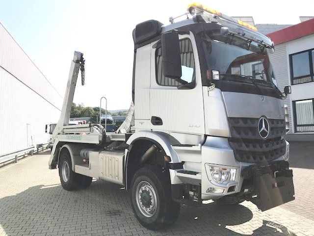 DAIMLER-BENZ Arocs
