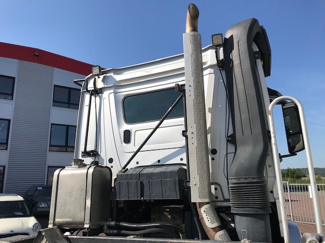 DAIMLER-BENZ Arocs