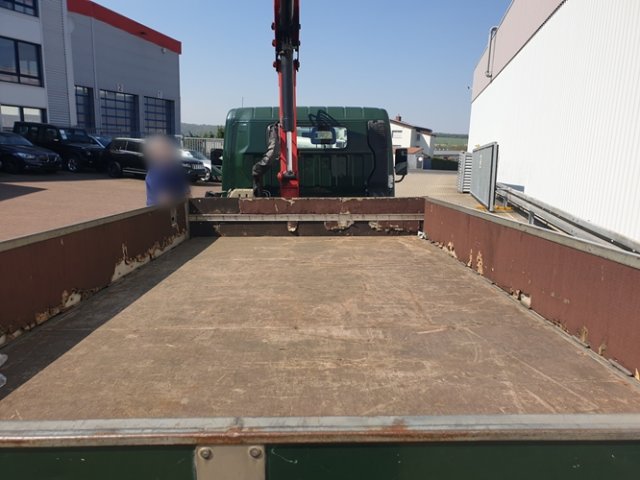MITSUBISHI Canter