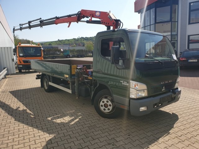 MITSUBISHI Canter