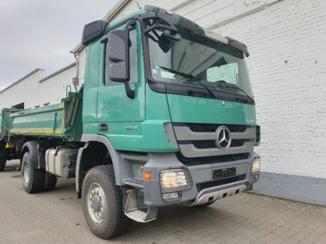DAIMLER-BENZ Actros 3