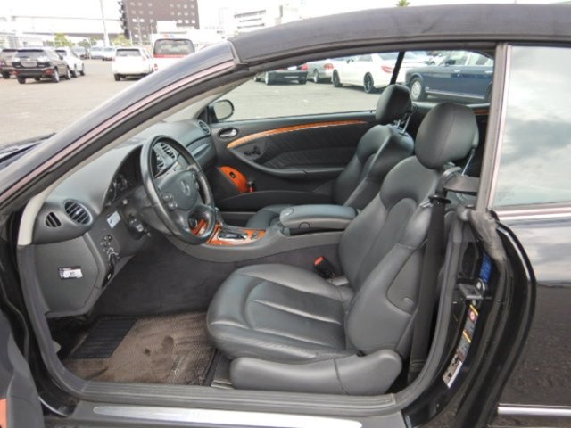 MERCEDES-BENZ CLK 320