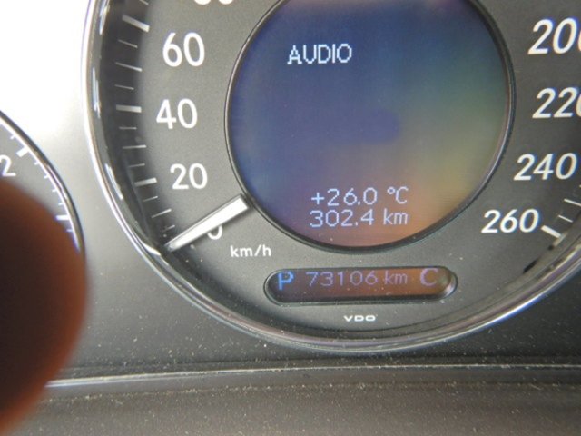MERCEDES-BENZ CLK 320