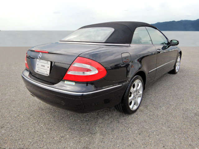MERCEDES-BENZ CLK 320