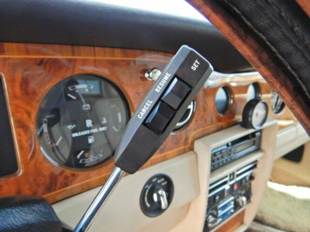 ROLLS-ROYCE (GB) Silver Spirit