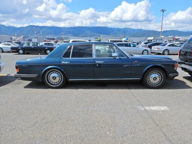 ROLLS-ROYCE (GB) Silver Spirit