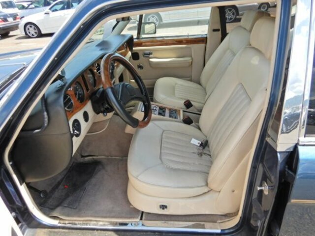 ROLLS-ROYCE (GB) Silver Spirit