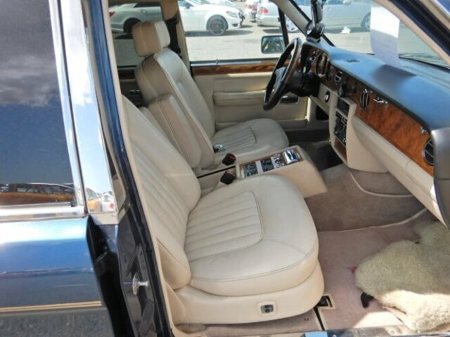 ROLLS-ROYCE (GB) Silver Spirit