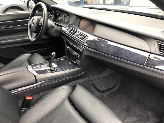 BMW 760i