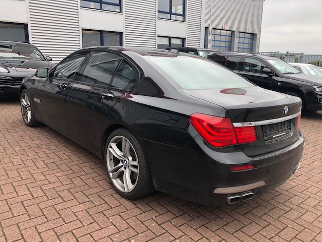 BMW 760i