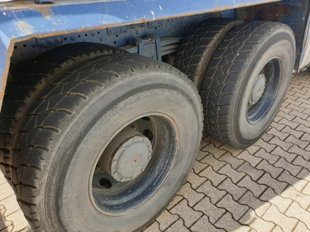 DAIMLER-BENZ Actros