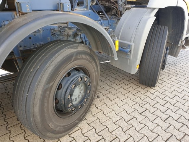 DAIMLER-BENZ Actros