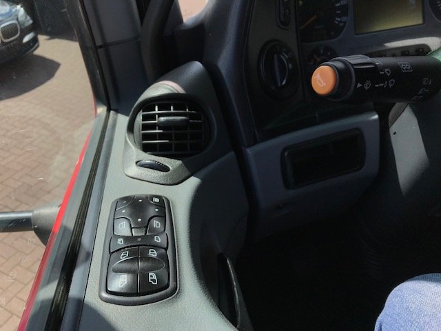 DAIMLER-BENZ Actros