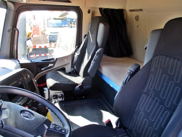 DAIMLER-BENZ Actros