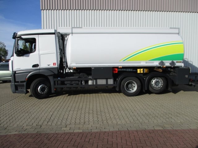 DAIMLER-BENZ Actros