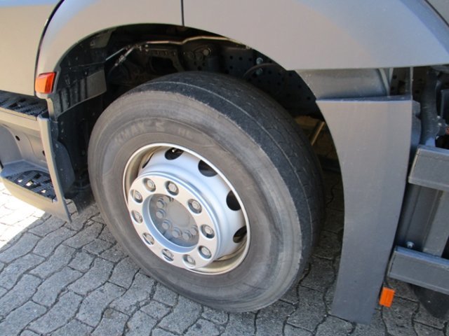 DAIMLER-BENZ Actros