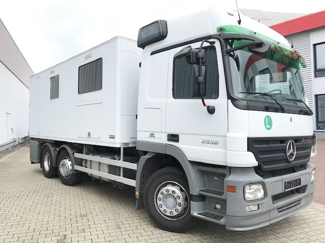 DAIMLER-BENZ Actros