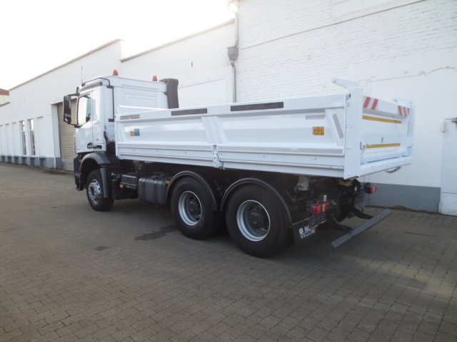 DAIMLER-BENZ Arocs