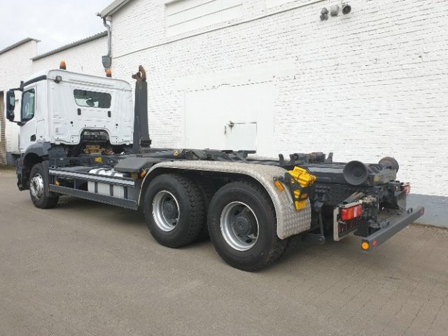 DAIMLER-BENZ Arocs