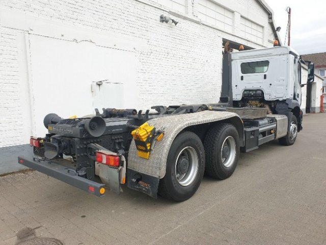 DAIMLER-BENZ Arocs