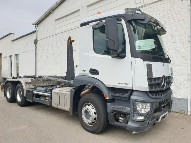 DAIMLER-BENZ Arocs
