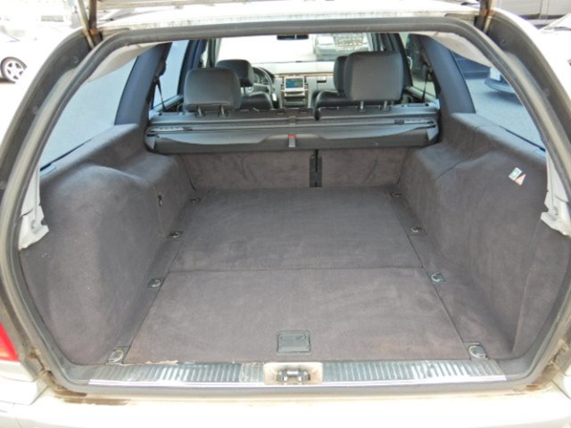 MERCEDES-BENZ E 55 AMG