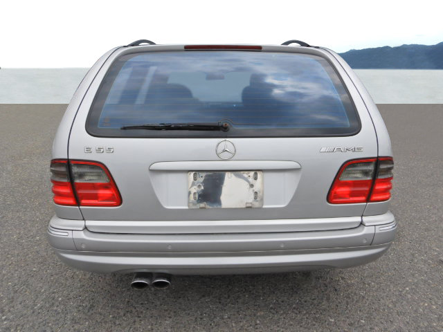 MERCEDES-BENZ E 55 AMG