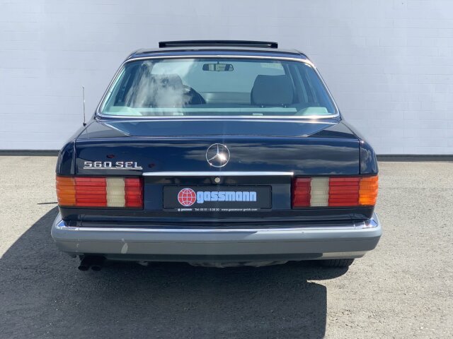 MERCEDES-BENZ 560