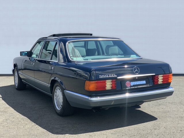 MERCEDES-BENZ 560